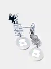 Серый серьги со стразами "Бант" на колечке