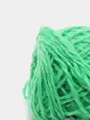 Зеленый пряжа для вязания, акрил, 40 г, 100 м