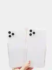 Прозрачный силиконовый чехол на iPhone 12