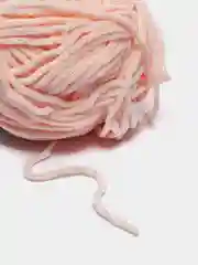 Пудровый пряжа плюшевая YarnArt Velour, 100 г, 170 м (Пряжа Велюровая)