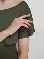 Алый кольцо из бисера Luna