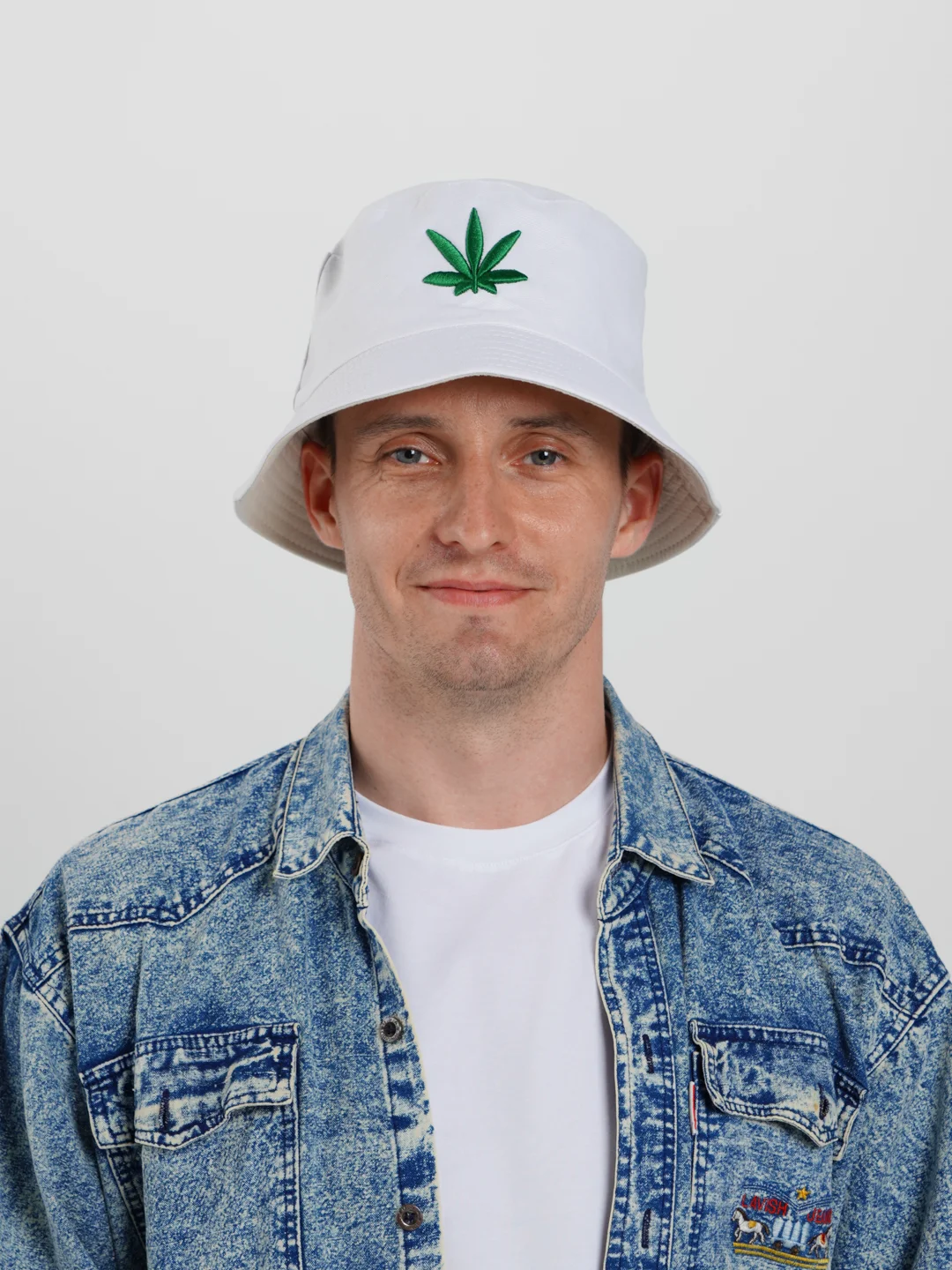 Белый панама