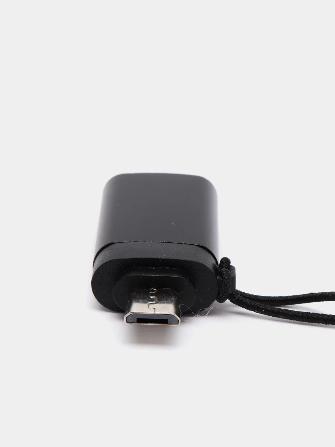 Черный адаптер-переходник с USB на micro-USB