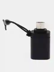 Черный адаптер-переходник с USB на micro-USB