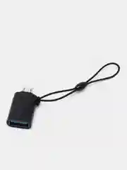 Черный адаптер-переходник с USB на micro-USB