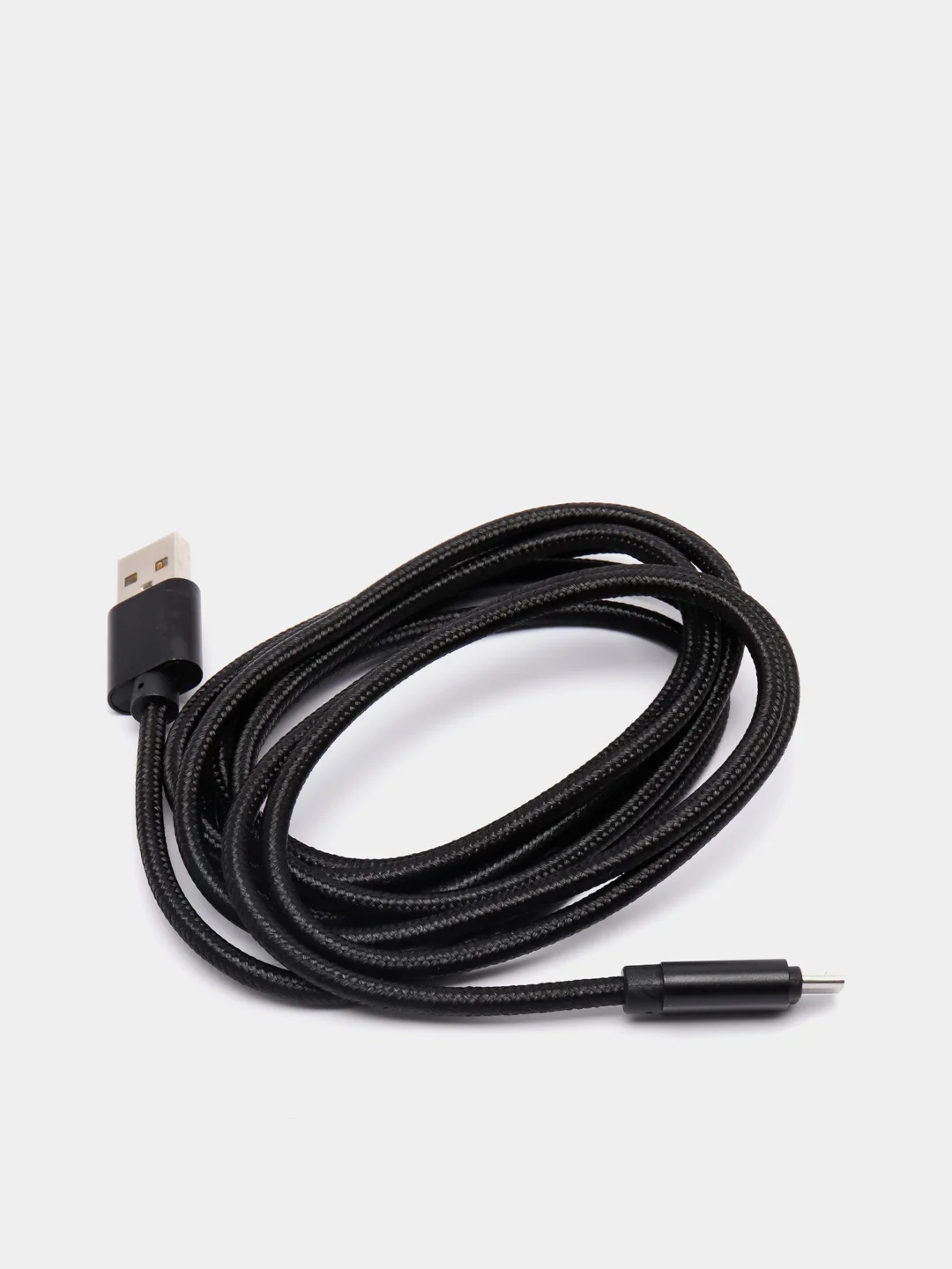 Черный кабель microUSB, Type-C, Lightning для зарядки и передачи данных