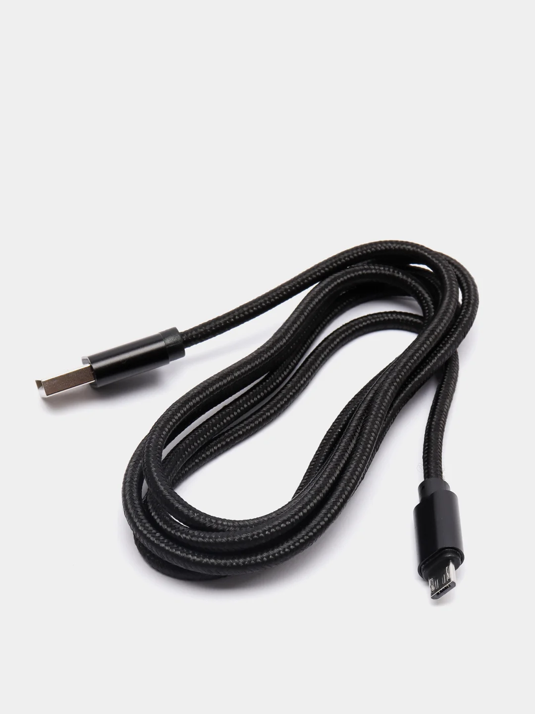 Черный кабель microUSB, Type-C, Lightning для зарядки и передачи данных