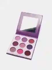 Пурпурный тени - глиттер для век 9 оттенков Ever Beauty