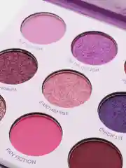 Пурпурный тени - глиттер для век 9 оттенков Ever Beauty
