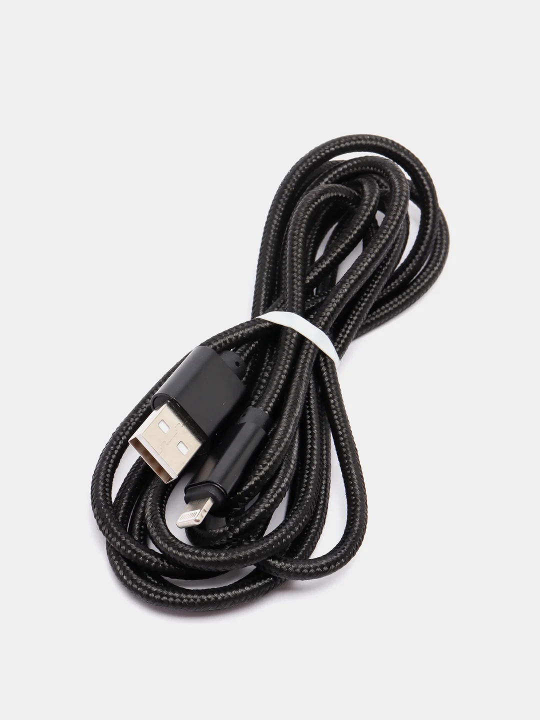 Черный кабель microUSB, Type-C, Lightning для зарядки и передачи данных