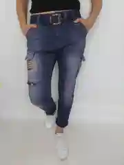 Джинсы "Бойфренд" с вышивкой и ремнем