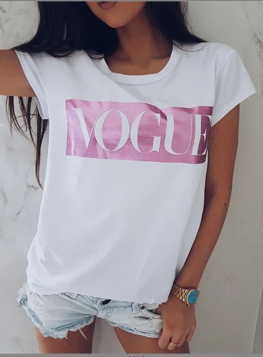 Розовый футболка женская с принтом "Vogue"