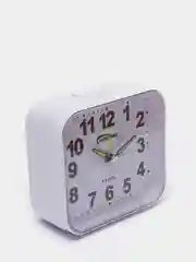 Белый настольные часы с будильником Космос 764