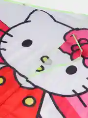 Алый воздушный змей