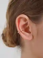 Золотой серьги каффы двойные со стразами