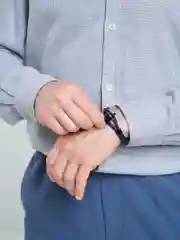 Темно-синий якорь-браслет унисекс.