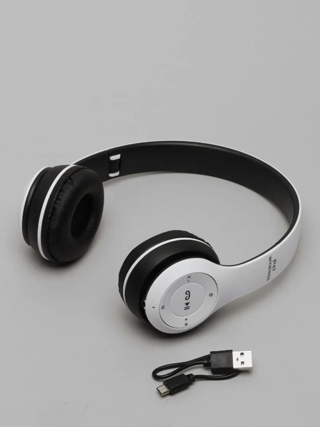 Белый беспроводные наушники P47 Wireless Bluetooth & AUX