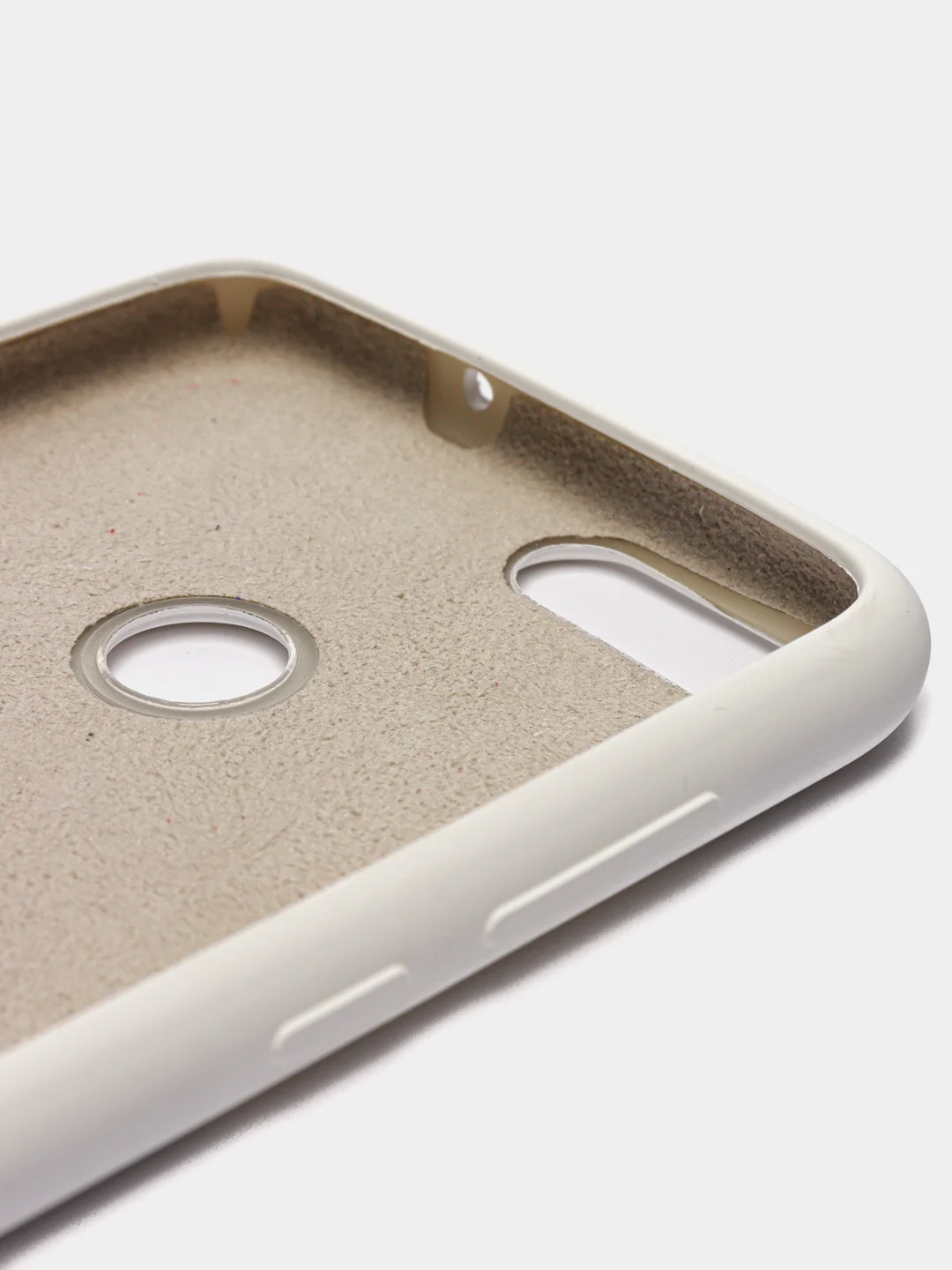 Белый чехол-накладка Silicone Cover для Huawei P Smart 2018