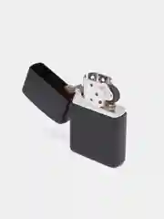 Зажигалка бензиновая Zippo 218 Черный матовый (покрытие Black Matte)