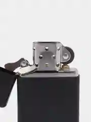 Зажигалка бензиновая Zippo 218 Черный матовый (покрытие Black Matte)