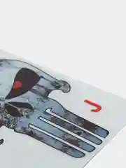 Серый наклейка на авто "Череп"