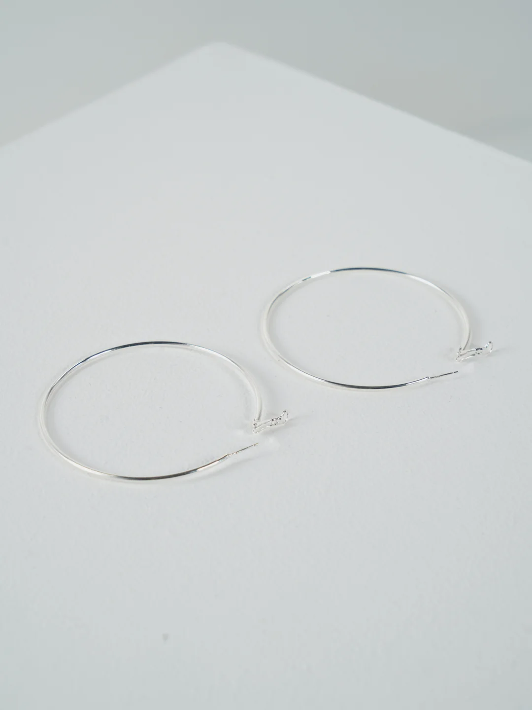 Серьги серебристые, 176 мм