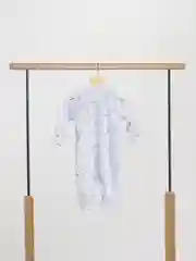 Белый комбинезон для новорожденных
