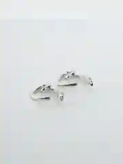 Серебряный серьги-гвоздики в форме сердца