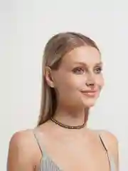 Желтый чокер из бисера