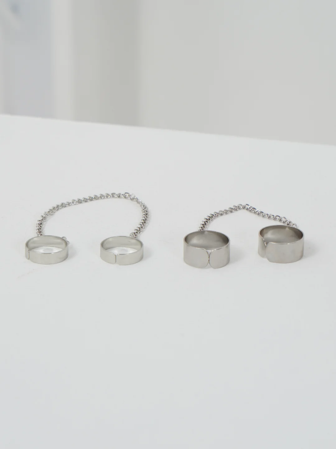 Серебряный кольца с цепью one size