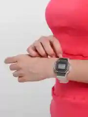 Черный часы наручные, электронные