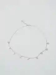 Белый чокер-ожерелье на шею