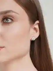 Белый серьги белые шарики "Сияние"