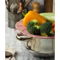 Розовый крышка невыкипайка