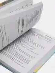 Дом в лазурном море, Ти Джей Клун
