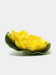 Белый фигурка садовая для пруда и аквариума "Кувшинка"
