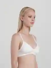 Белый топ женский