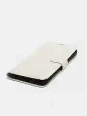Белый чехол-книжка Samsung M31 с магнитной застежкой