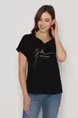 Черный женская футболка "Прогулка"