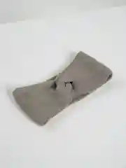 Серебряный повязка на голову вязаная