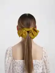 Золотой заколка "Бантик"