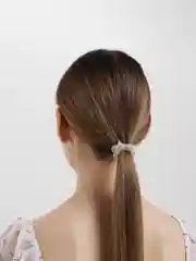 Молочный резинка для волос с камнями