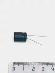 3 штуки 680мкф 16В Конденсатор электролитический 680UF 16V 105C 10х13мм TK JAMICON
