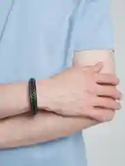 Черный браслет мужской
