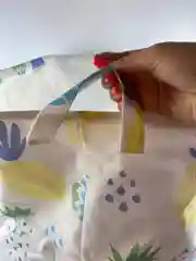 Белый складная корзина для хранения одежды и мелочей