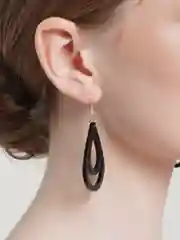 Серьги из акрила