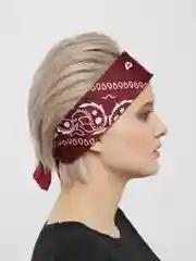 Багровый бандана