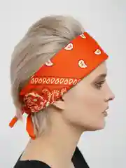 Оранжевый бандана