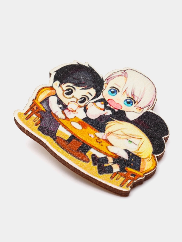 Значок деревянный по аниме "Юри на льду" (Yuri on Ice)