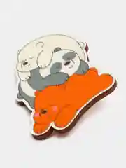 Значок деревянный "Вся правда о медведях / We Bare Bears"